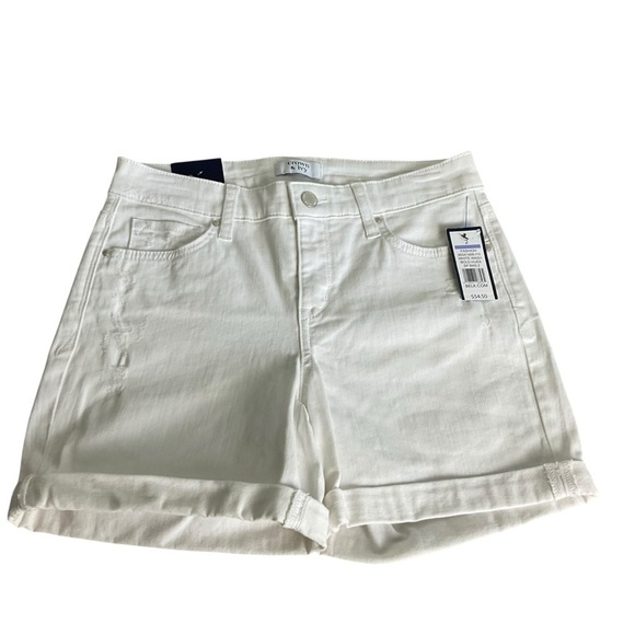 crown & ivy Pants - Crown & Ivy White Jean Shorts